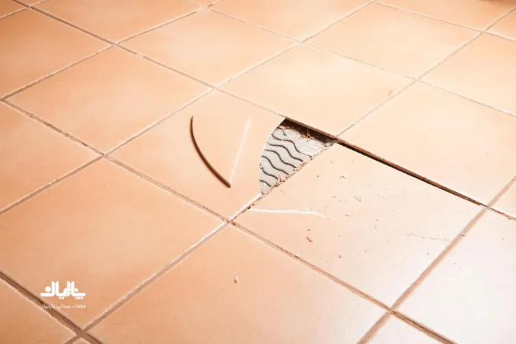 مهمترین دلایل لق شدگی موزاییک پلیمری