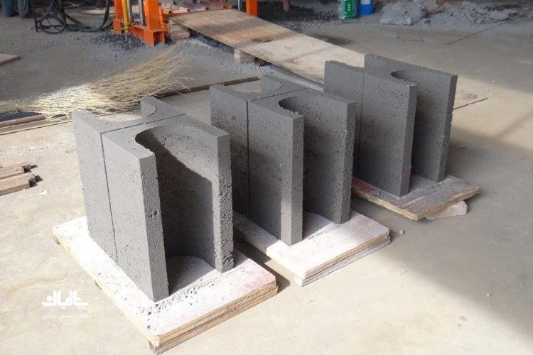 بلوک سیمانی u